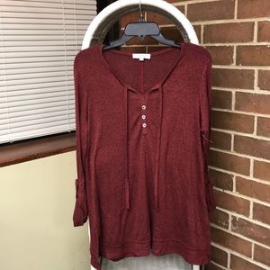 🎉Reduced⛄️Burgundy w/black, light weight sweater.